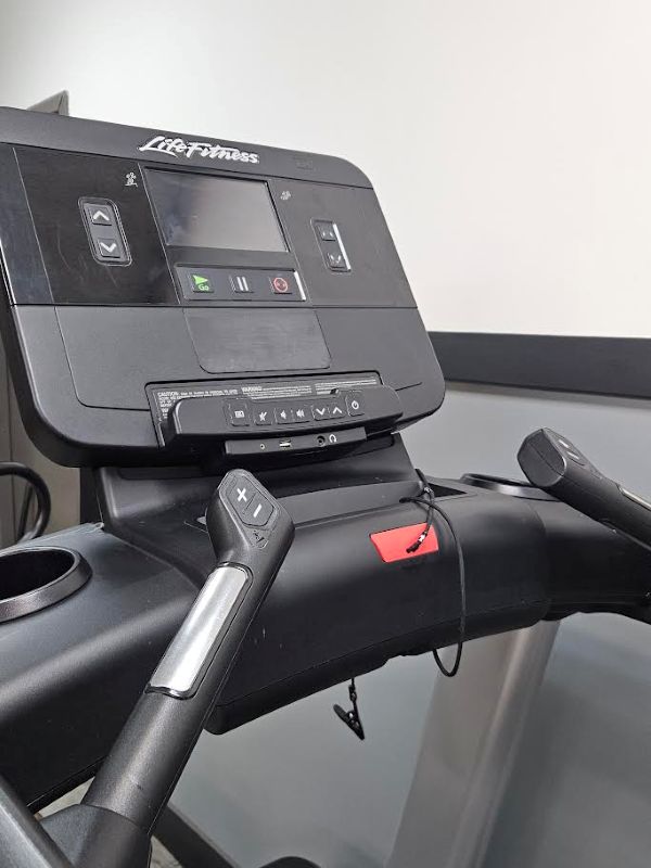 Refurbished Life Fitness Club Series + Treadmill