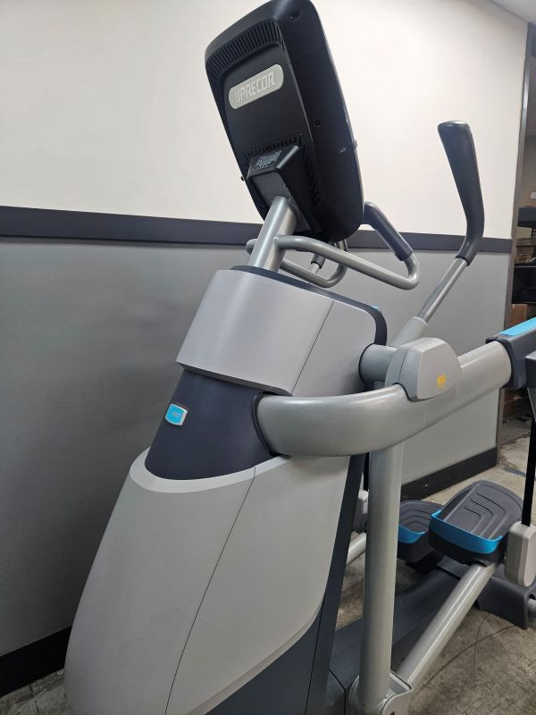 Pre-Owned Precor AMT 885
