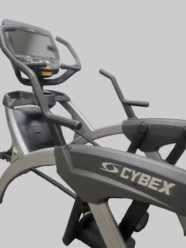 Pre-Owned Cybex 627A Arc Trainer