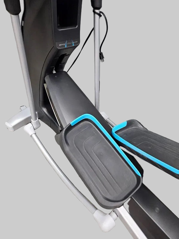 Pre-Owned Precor EFX 885