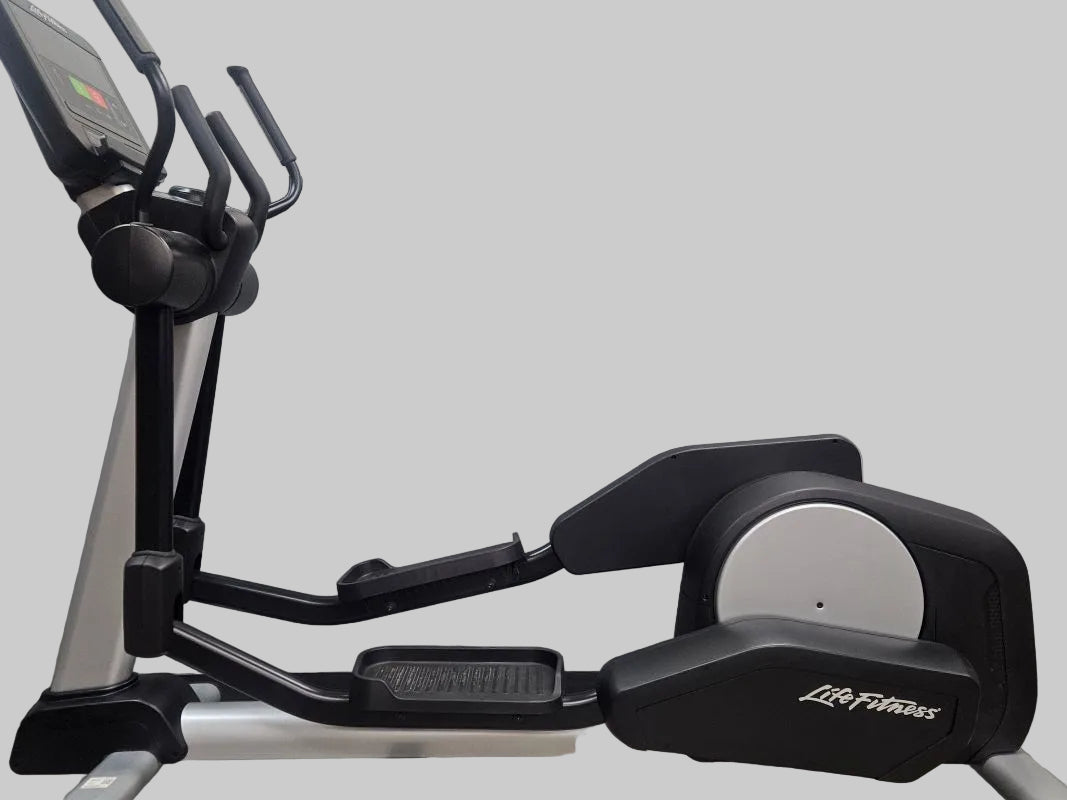 Pre-Owned Life Fitness Integrity Elliptical