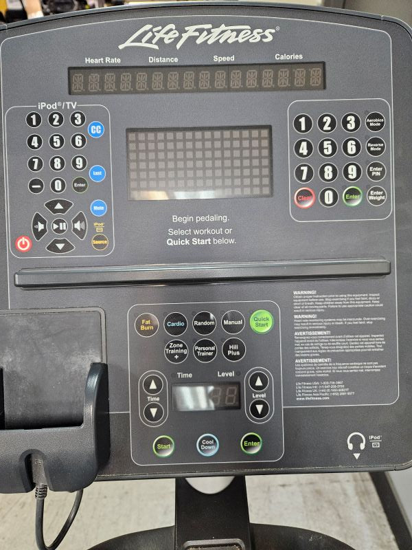 Pre-Owned Life Fitness Club Series Elliptical