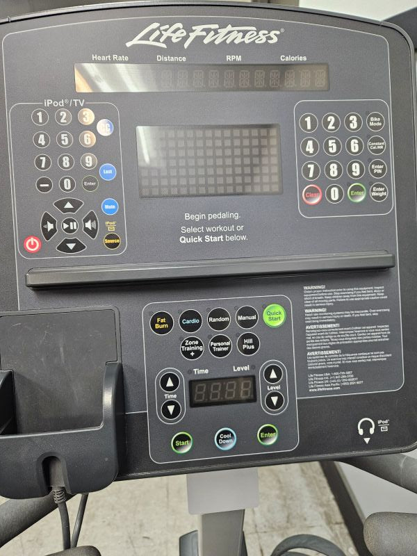 Pre-Owned Life Fitness Club Series Recumbent Bike