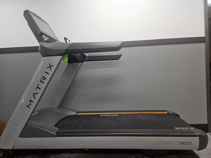 Refurbished Matrix T7XE Treadmill