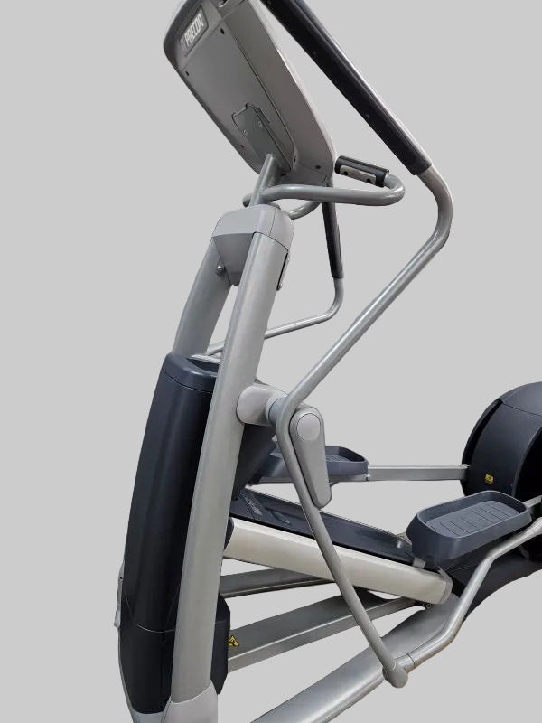 Precor EFX 835
