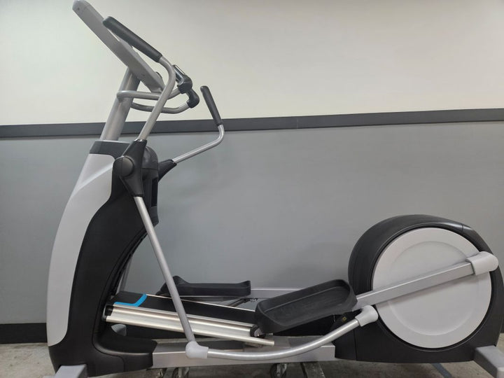 Pre-Owned Precor EFX 631 Elliptical