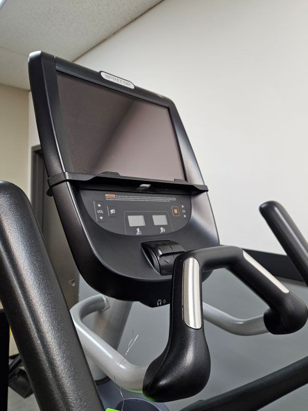Pre-Owned Precor EFX 885 V2
