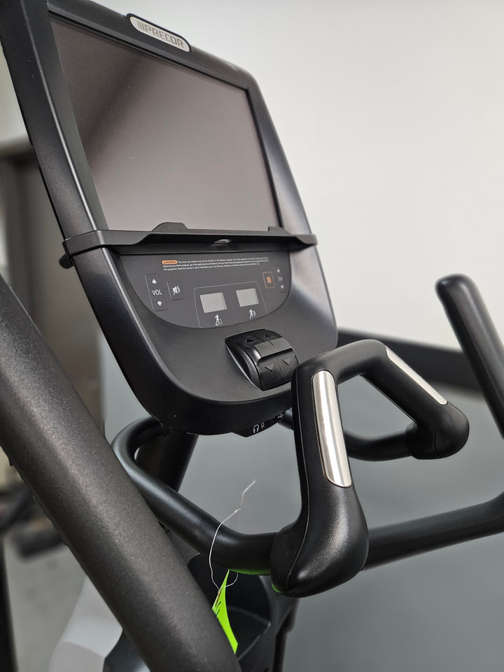 Pre-Owned Precor EFX 885