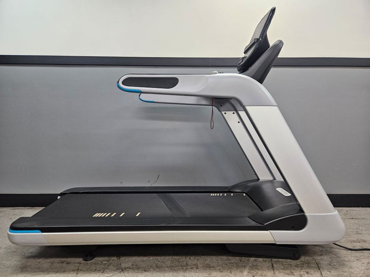 Refurbished Precor TRM 835 Treadmill