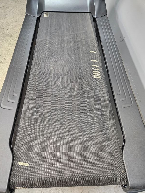 Pre-Owned Precor 731 Treadmill