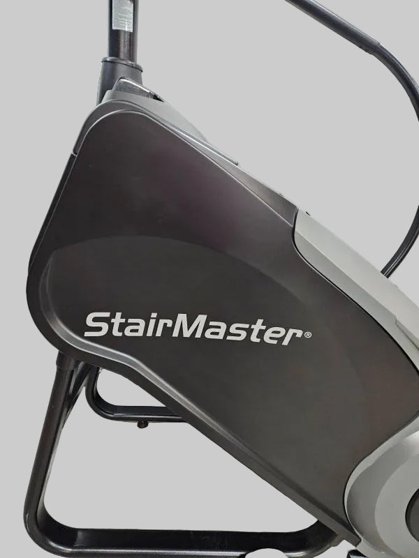 Pre-Owned Stairmaster Gauntlet Stepmill