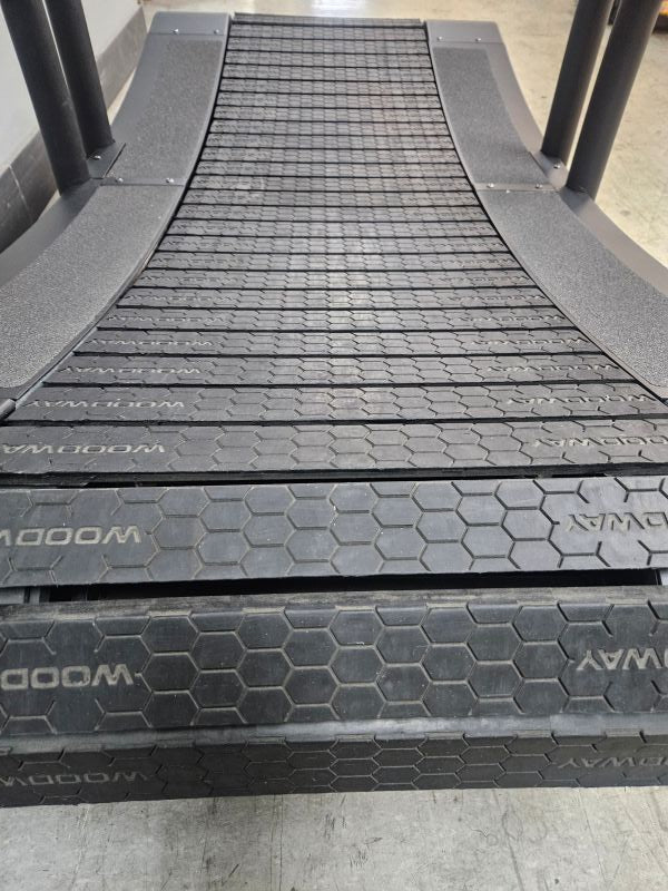 Pre-Owned Woodway Curve