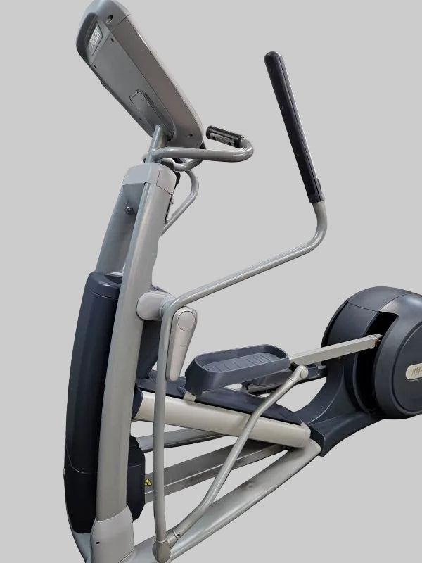 Pre-Owned Precor EFX 835